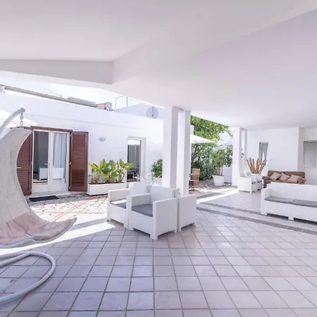 Guest house Relais Regina Rosanna 3*